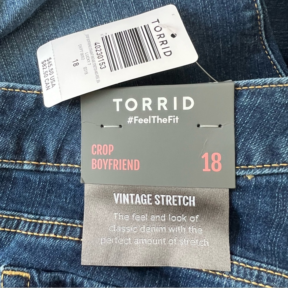 Torrid Crop Boyfriend Jeans NWT - Picture 5 of 8